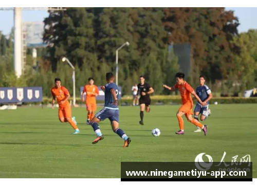 明日之星：足球之夜小球员的成长之路